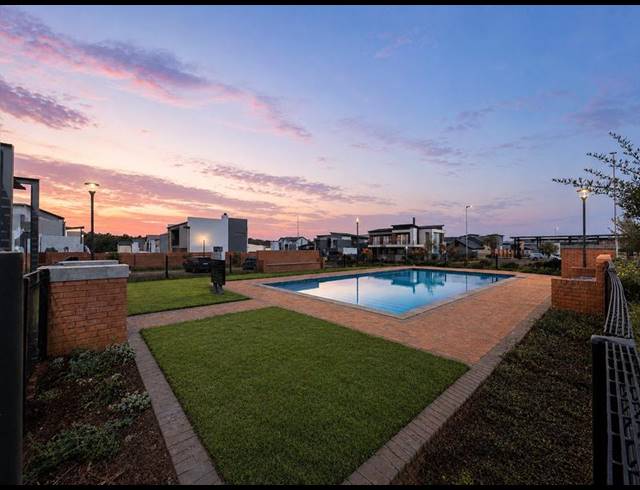 4 BEDROOM HOUSE FOR SALE IN FOUNTAINBROOK ESTATE
